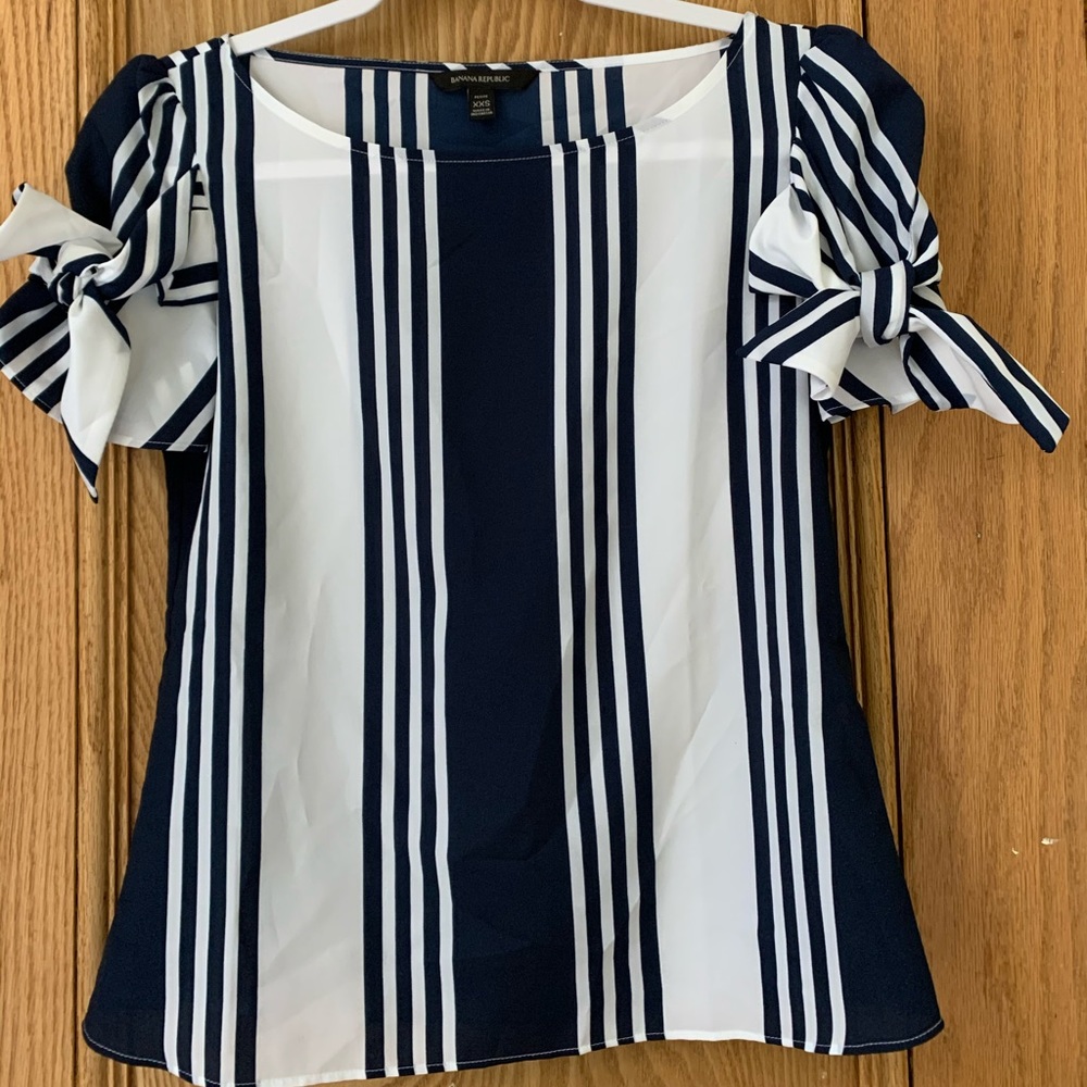 Banana Republic • Bow Sleeve Striped Shirt
